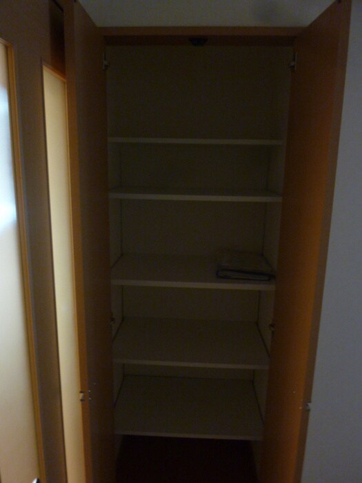 物件内観写真9　(収納)