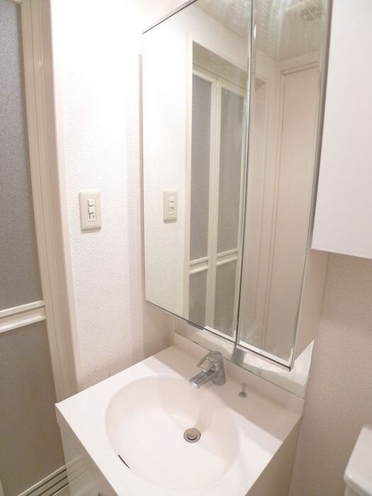 物件内観写真8　(洗面)