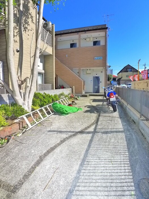 物件外観写真6　(周辺環境)