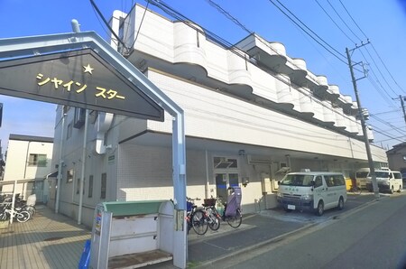 シャイン・スタ―外観写真