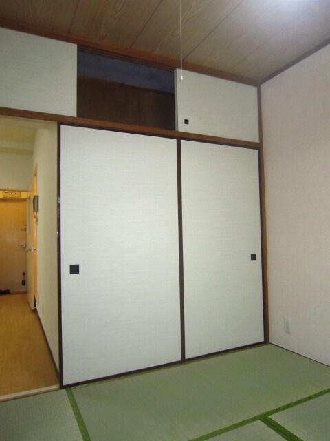 物件内観写真9　(収納)