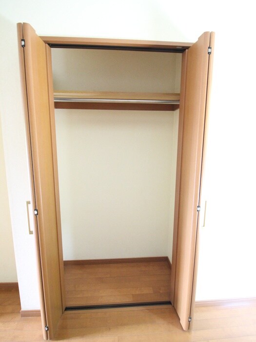 物件内観写真16　(収納)