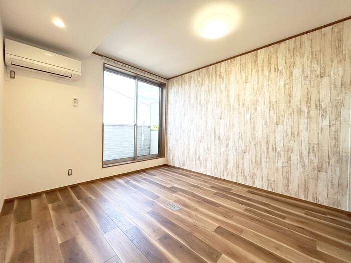 物件内観写真10　(居室)