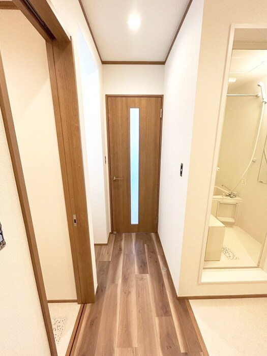 物件内観写真19　(廊下)