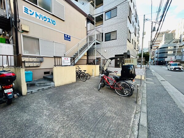 駐輪場