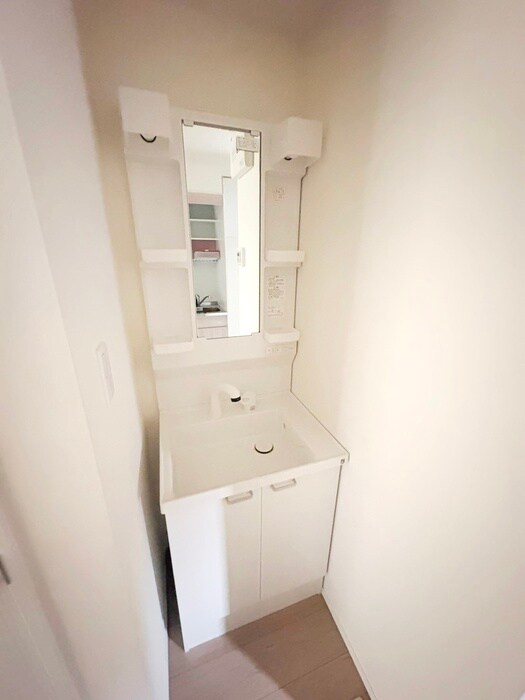 物件内観写真11　(洗面)