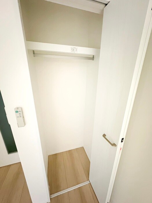物件内観写真17　(収納)