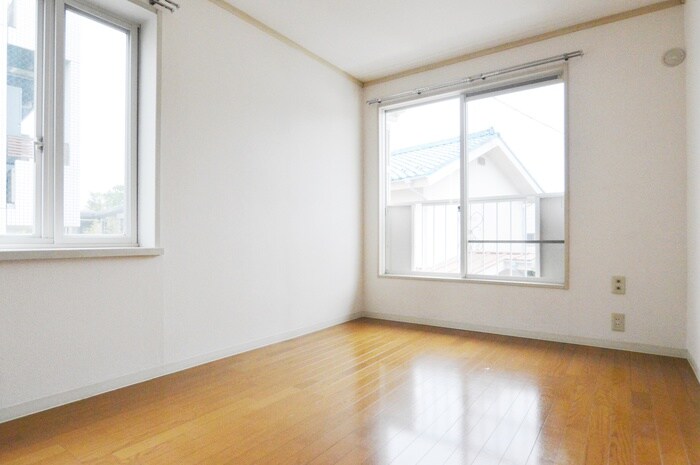 物件内観写真6　(居室)