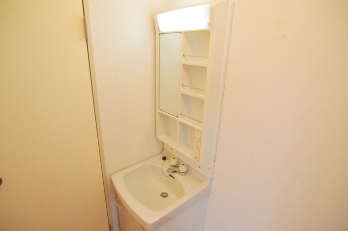 物件内観写真11　(洗面)