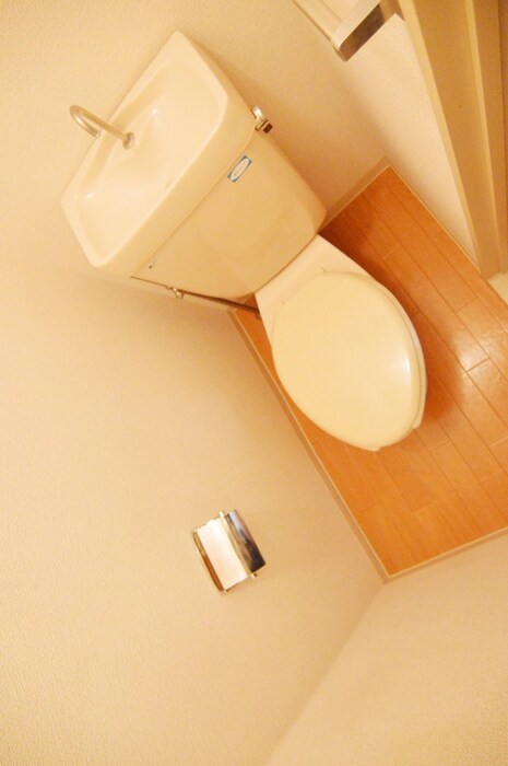 物件内観写真14　(トイレ)