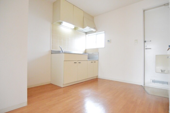 物件内観写真15　(玄関)