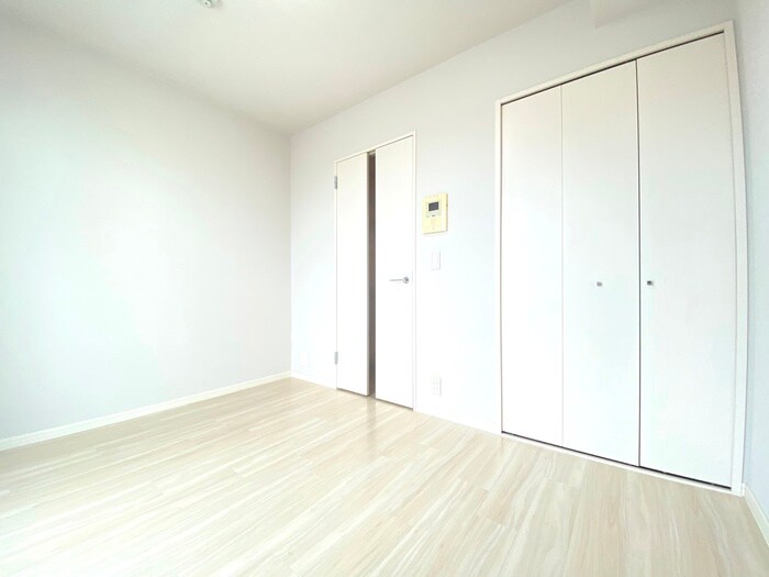 物件内観写真10　(居室)