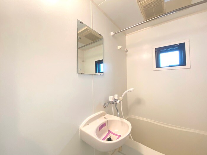 物件内観写真17　(洗面)