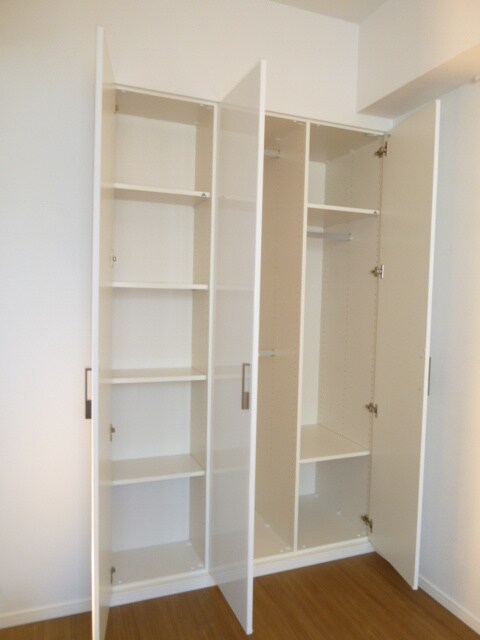 物件内観写真13　(収納)