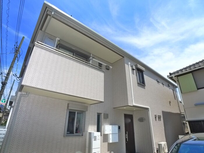 物件外観写真2　(外観写真)