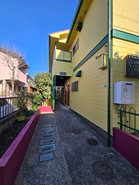 物件外観写真6　(駐輪場)