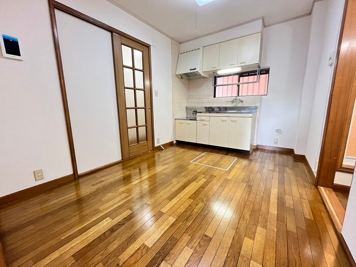 物件内観写真10　(居室)