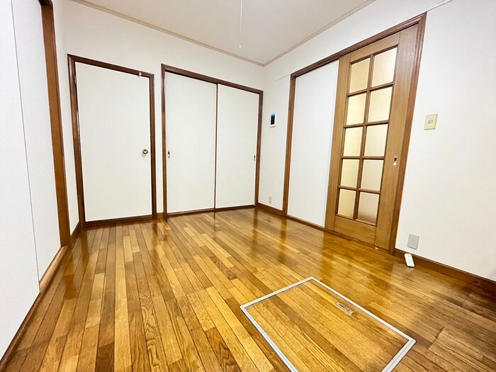 物件内観写真11　(居室)