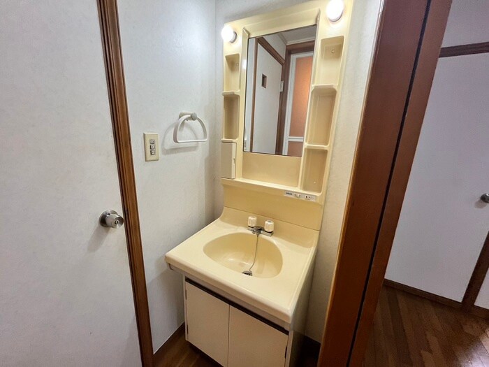 物件内観写真15　(洗面)