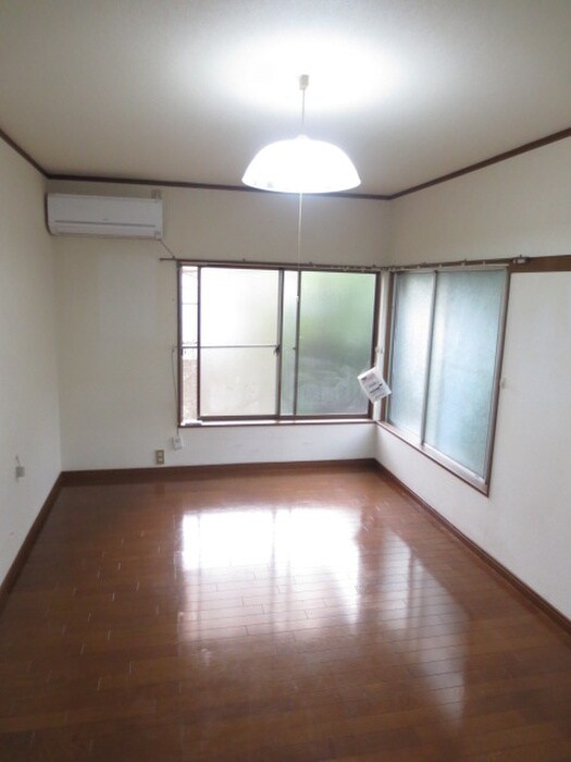 物件内観写真7　(居室)