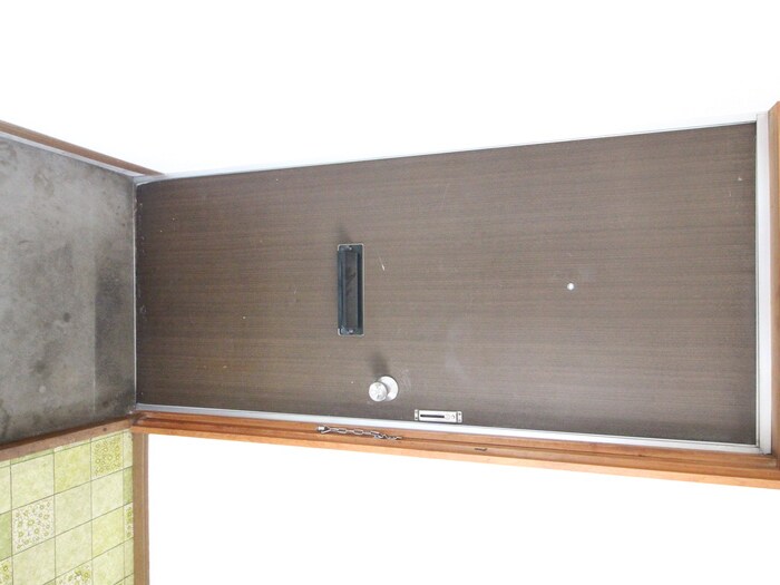 物件内観写真7　(玄関)