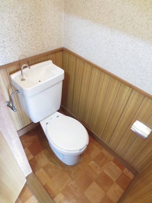 物件内観写真10　(トイレ)