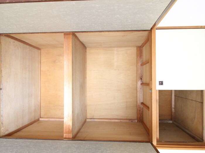 物件内観写真13　(収納)