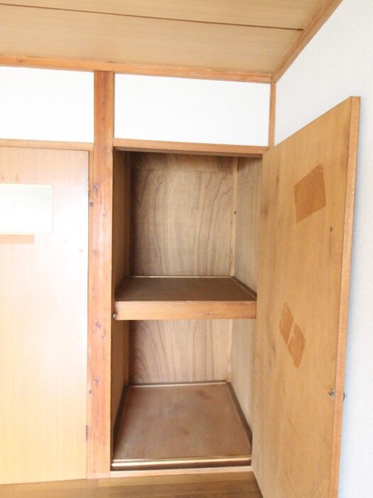 物件内観写真15　(収納)