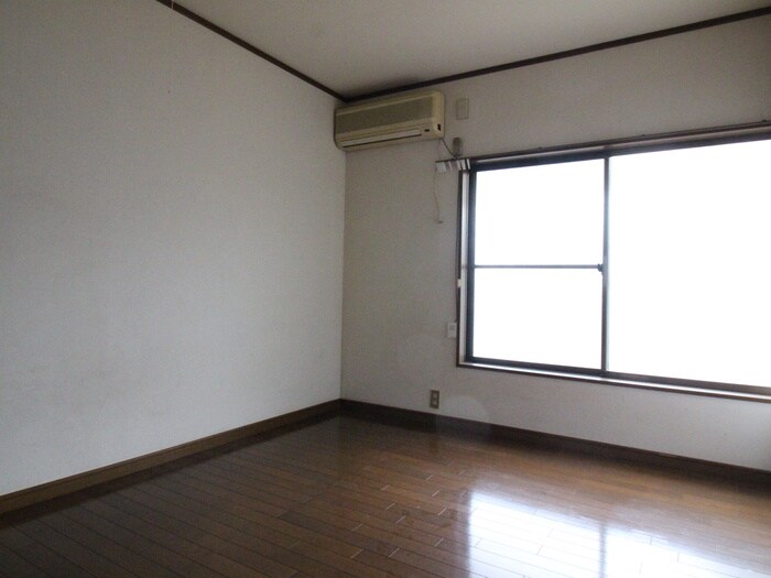 物件内観写真17　(居室)