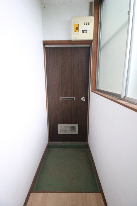 物件内観写真19　(玄関)