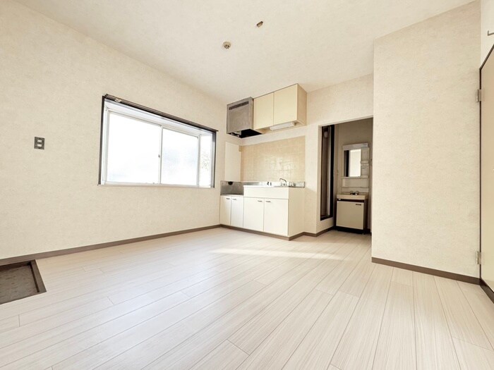 物件内観写真7　(居室)