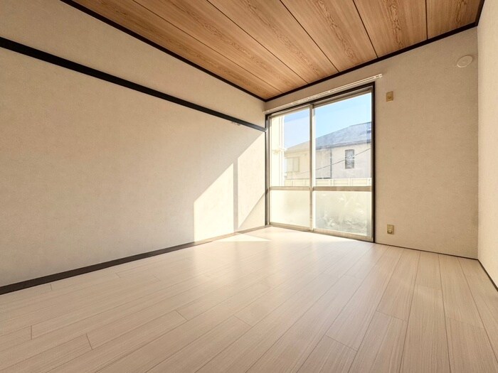 物件内観写真22　(居室)