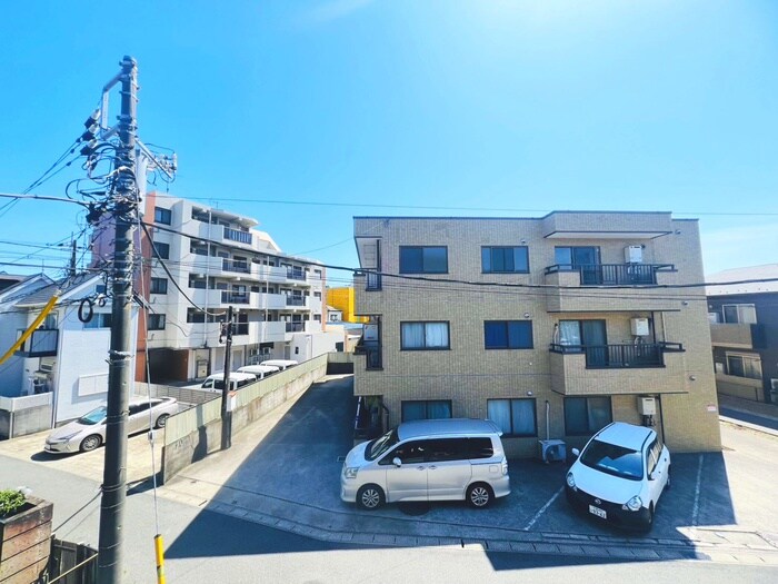 物件内観写真22　(室内からの展望)