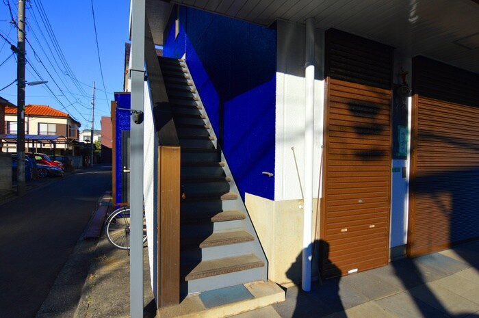 物件外観写真5　(エントランス部分)