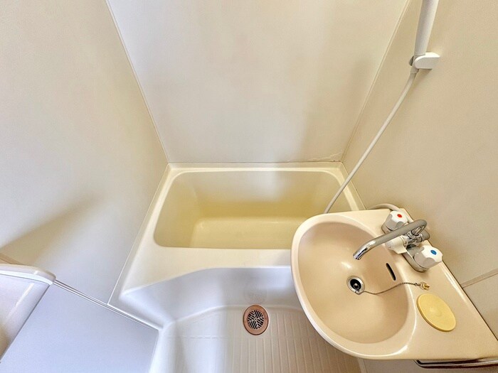 バス／シャワールーム等