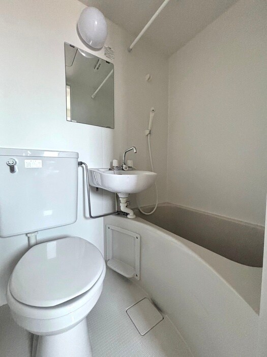 物件内観写真13　(バス／シャワールーム等)