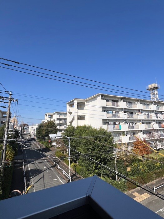 物件内観写真16　(室内からの展望)