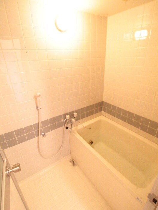 物件内観写真12　(バス／シャワールーム等)
