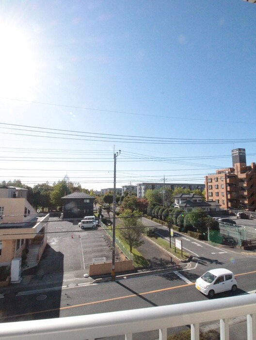 物件内観写真17　(室内からの展望)