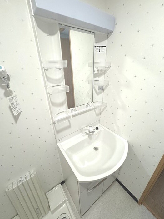 物件内観写真11　(洗面)