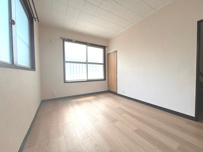 物件内観写真22　(居室)