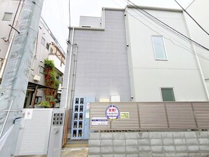 A・Wレジデンス池袋本町外観写真