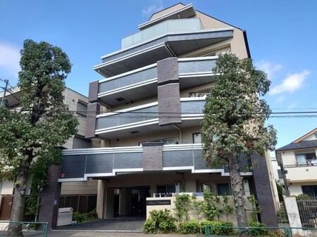 デセアムス柿の木坂外観写真