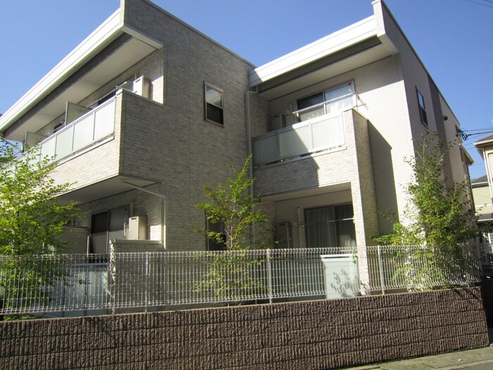 物件外観写真3　(外観写真)