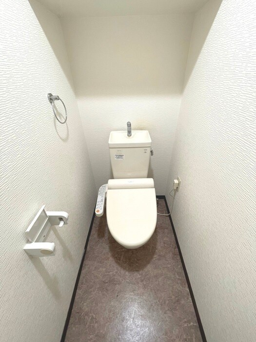 物件内観写真14　(トイレ)