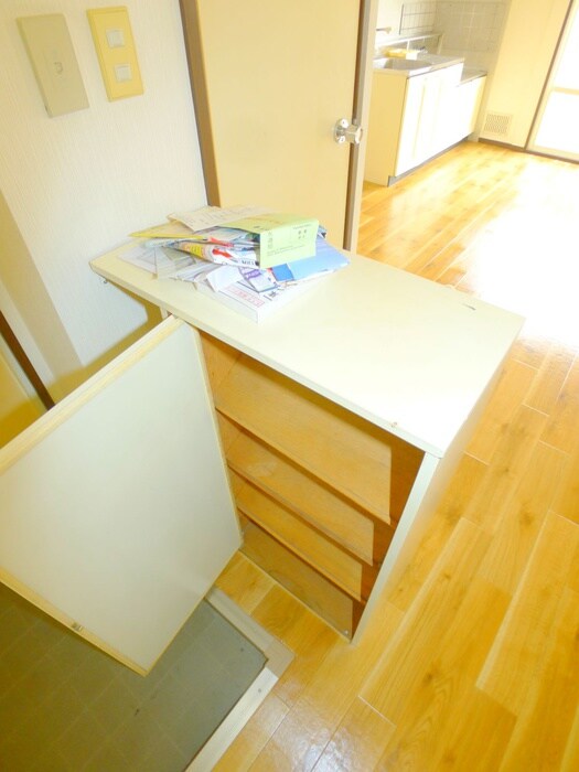 物件内観写真17　(靴箱)