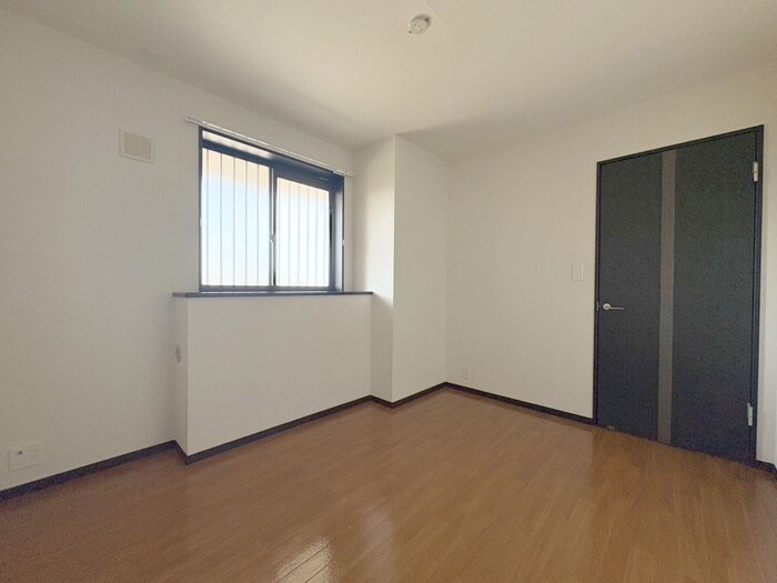 物件内観写真10　(居室)