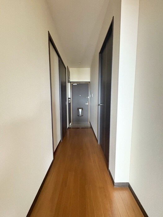 物件内観写真19　(廊下)