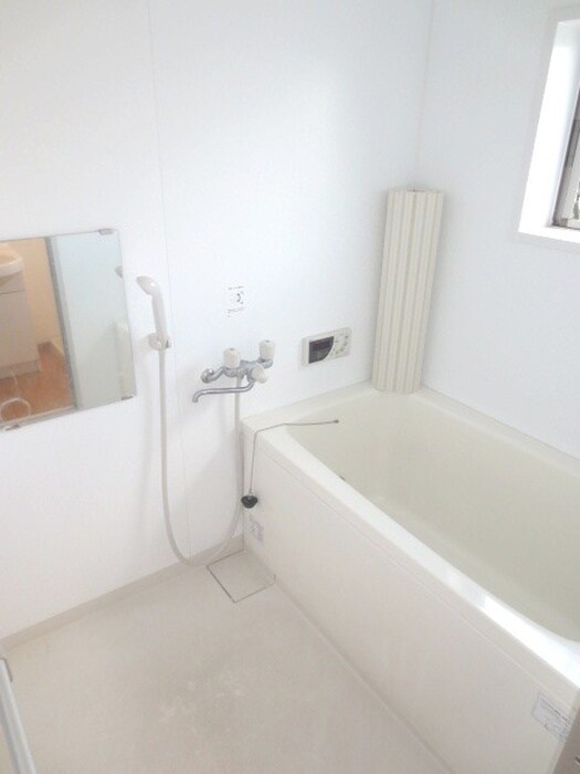 物件内観写真9　(バス／シャワールーム等)