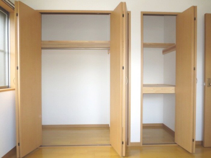 物件内観写真11　(収納)